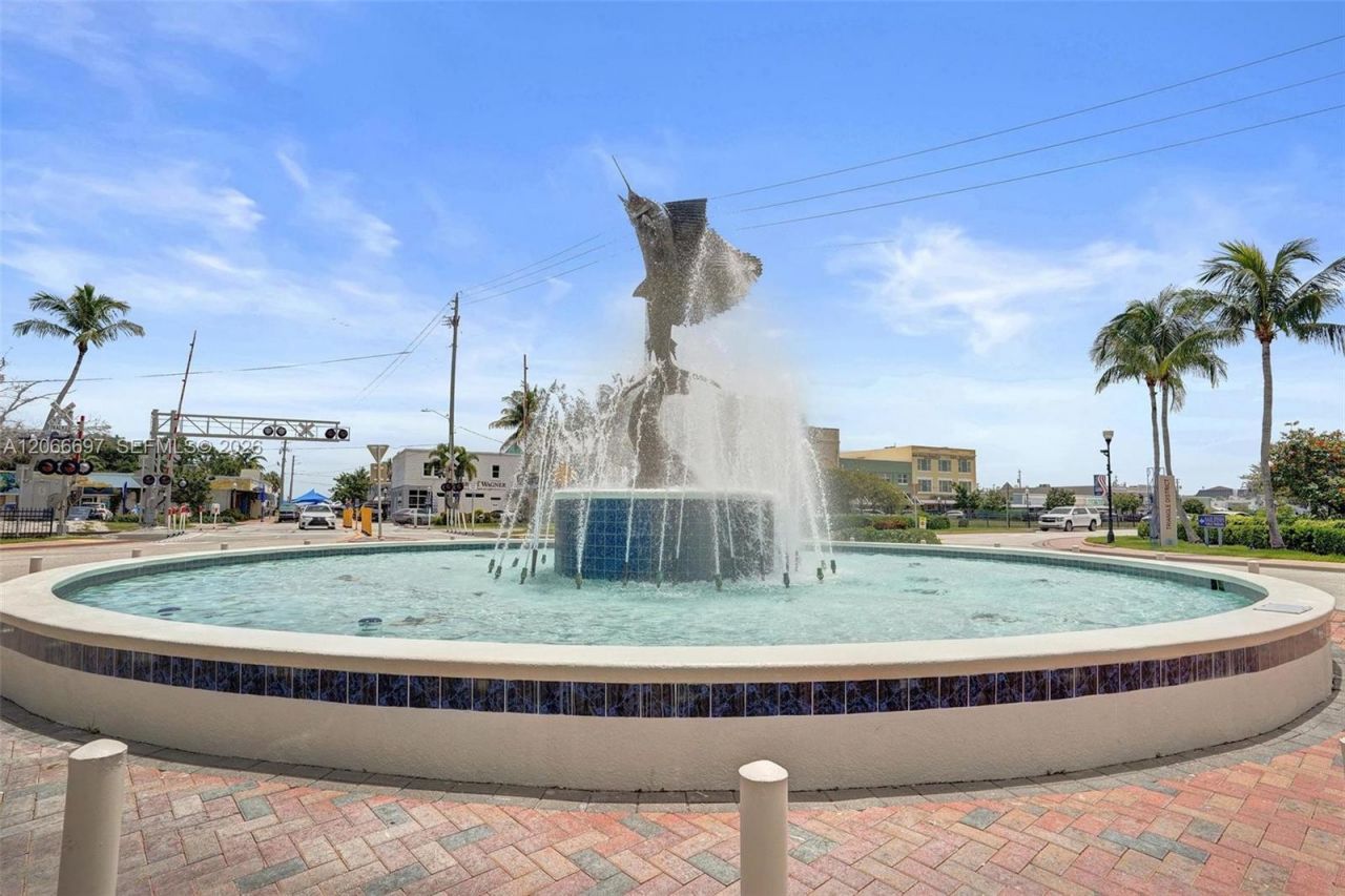41 SW Seminole St, Unit #3-10, Stuart, FL 34994 Photo