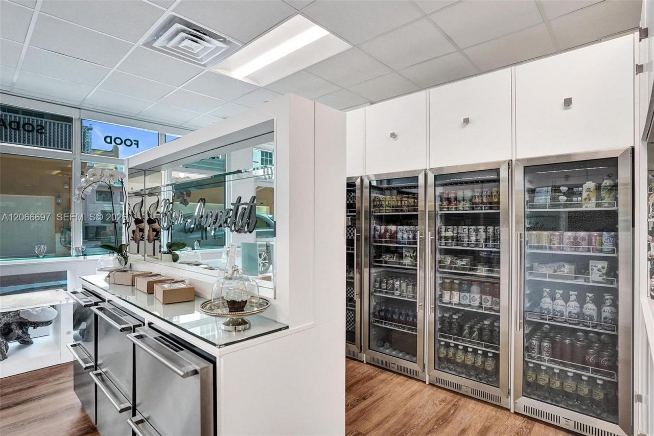 41 SW Seminole St, Unit #3-10, Stuart, FL 34994 Photo