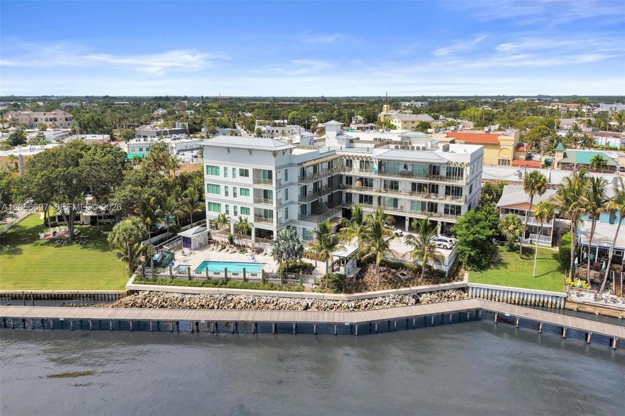 41 SW Seminole St, Unit #3-10, Stuart, FL 34994 Photo