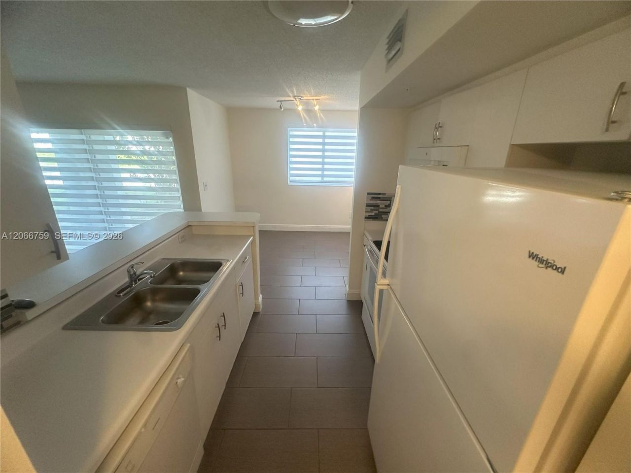 2640 S University Dr, Unit 118, Davie, FL 33328 Photo