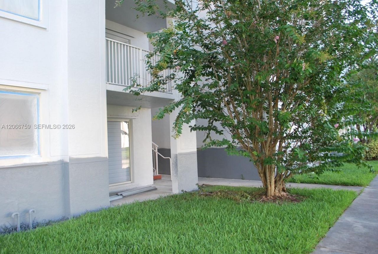 2640 S University Dr, Unit 118, Davie, FL 33328 Photo