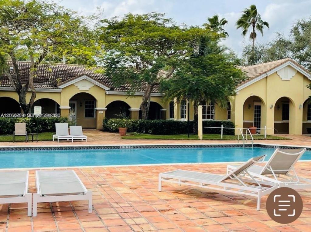 2640 S University Dr, Unit 118, Davie, FL 33328 Photo