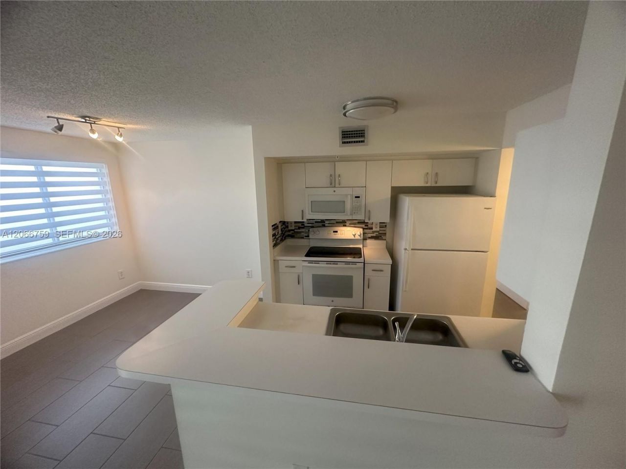 2640 S University Dr, Unit 118, Davie, FL 33328 Photo