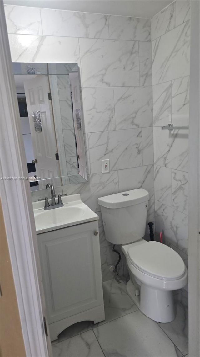 1161 NE 111th St, Unit 1, Miami, FL 33161 Photo
