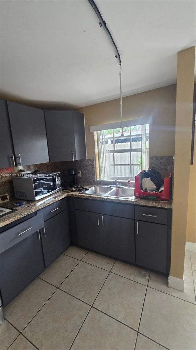 1161 NE 111th St, Unit 1, Miami, FL 33161 Photo