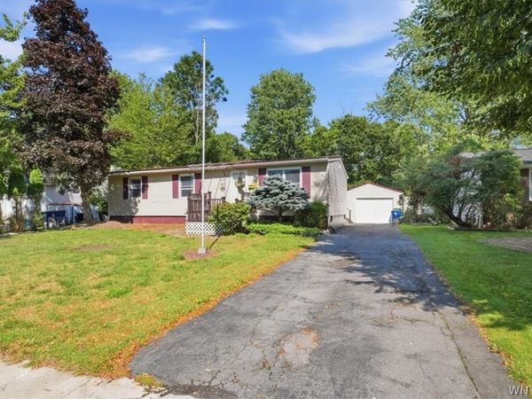 295 Bucyrus Drive , Buffalo, NY 14228