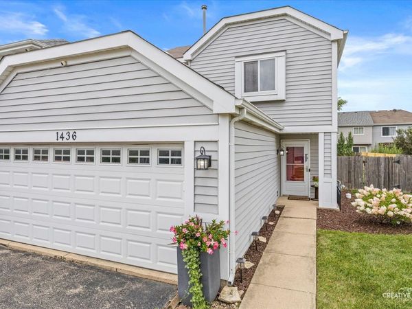 1436 Exeter Lane , South Elgin, IL 60177