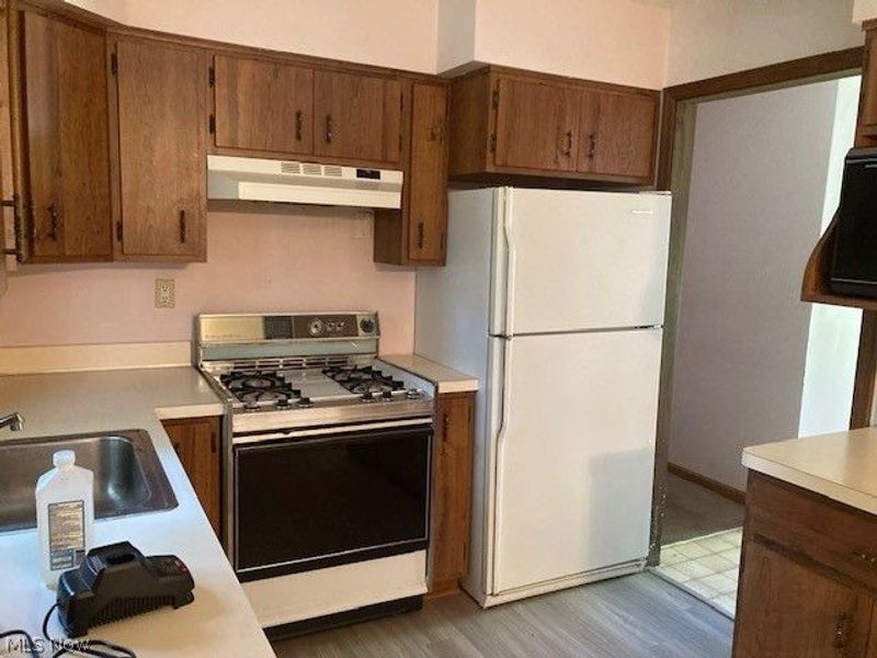 23031 Drake Road, Oakwood Village, OH 44146 Photo 4