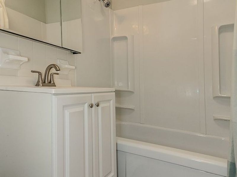 11850 Edgewater Drive, Unit 1002, Lakewood, OH 44107 Photo 20