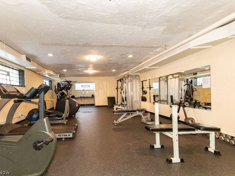 11850 Edgewater Drive, Unit 1002, Lakewood, OH 44107 Photo 22