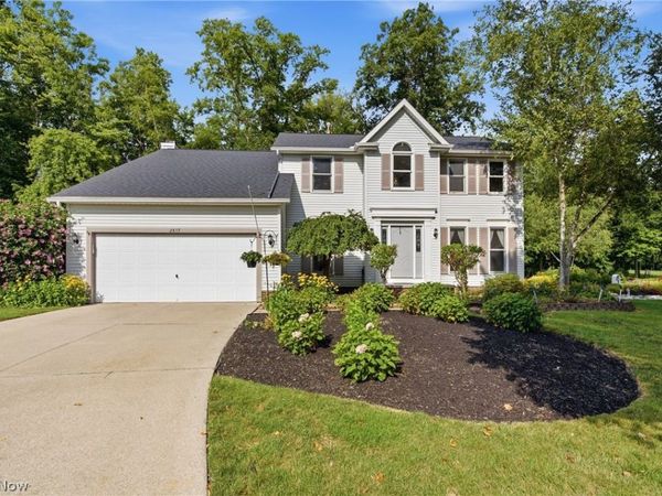 2817 Alling Drive , Twinsburg, OH 44087