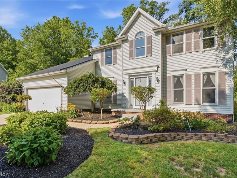 2817 Alling Drive, Twinsburg, OH 44087 Photo 2