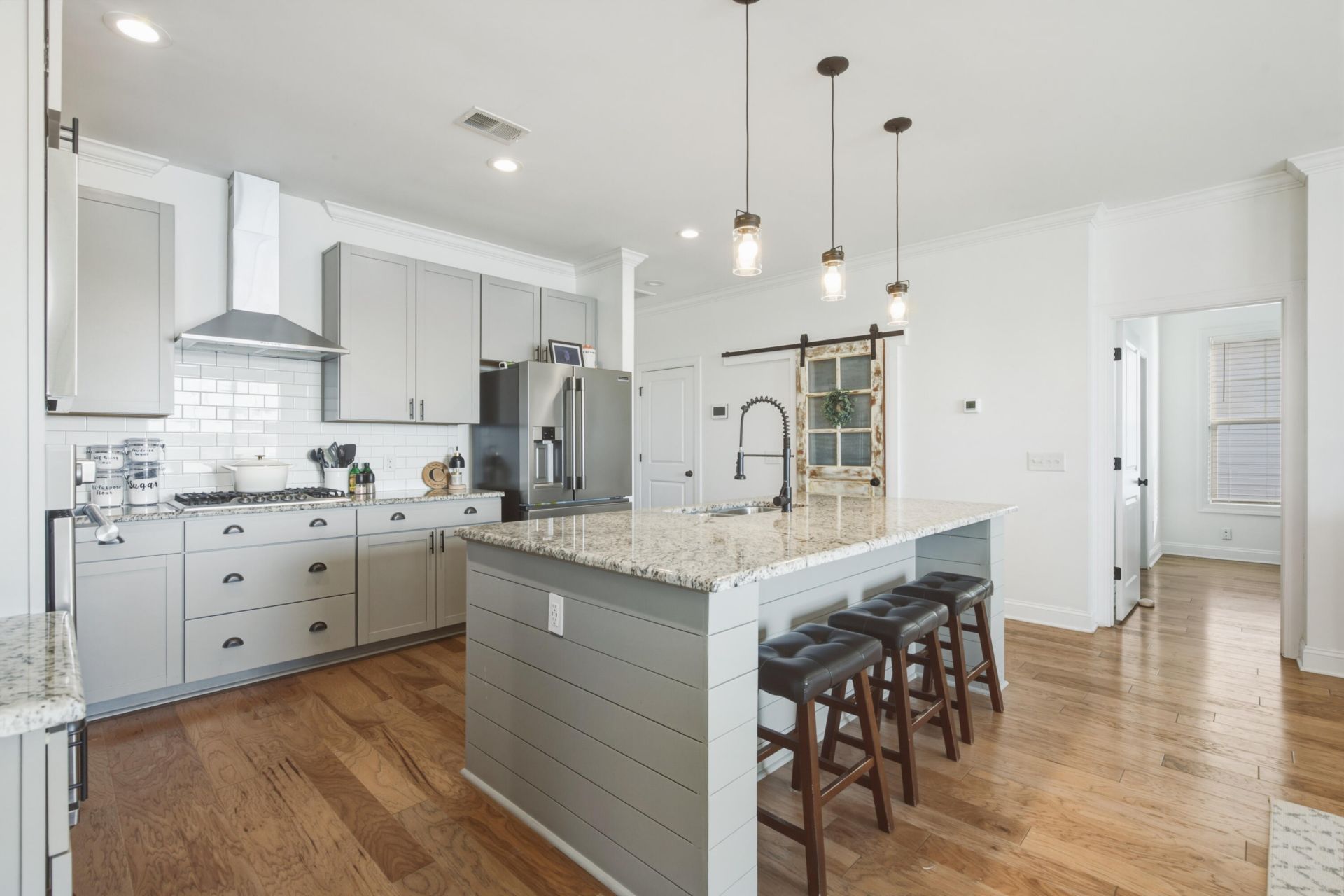 135 Whaler Avenue Photo 14