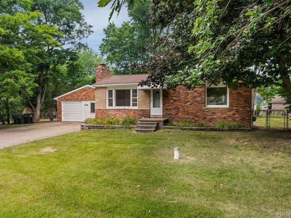 548 Oakland Street , Orion Township, Mi 48362