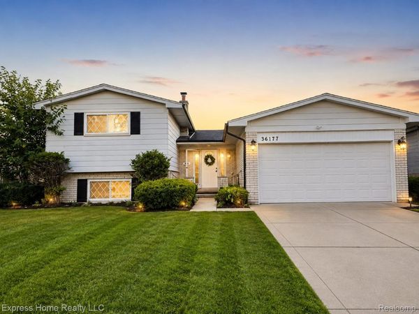 36177 Waltham Drive , Sterling Heights, Mi 48310