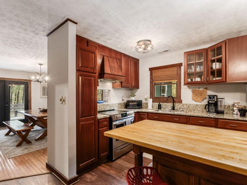 19936 Grin Hollow , Laurelville, OH 43135 Photo 14