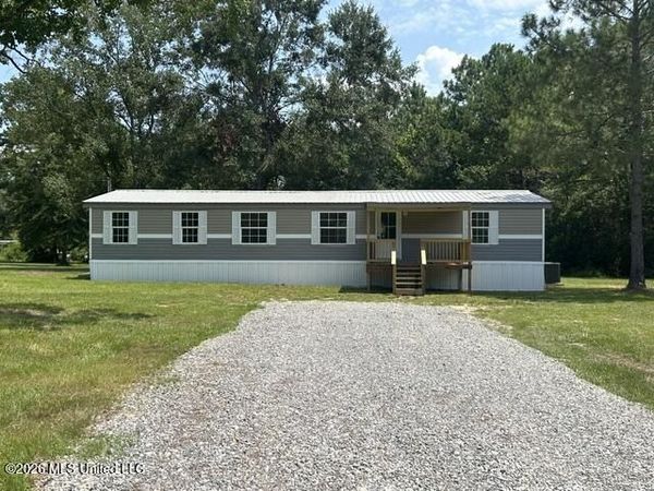 19320 Eldridge Drive, Saucier, MS 39574