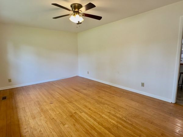 805 Fairlane Cir , Smithville, TN 37166