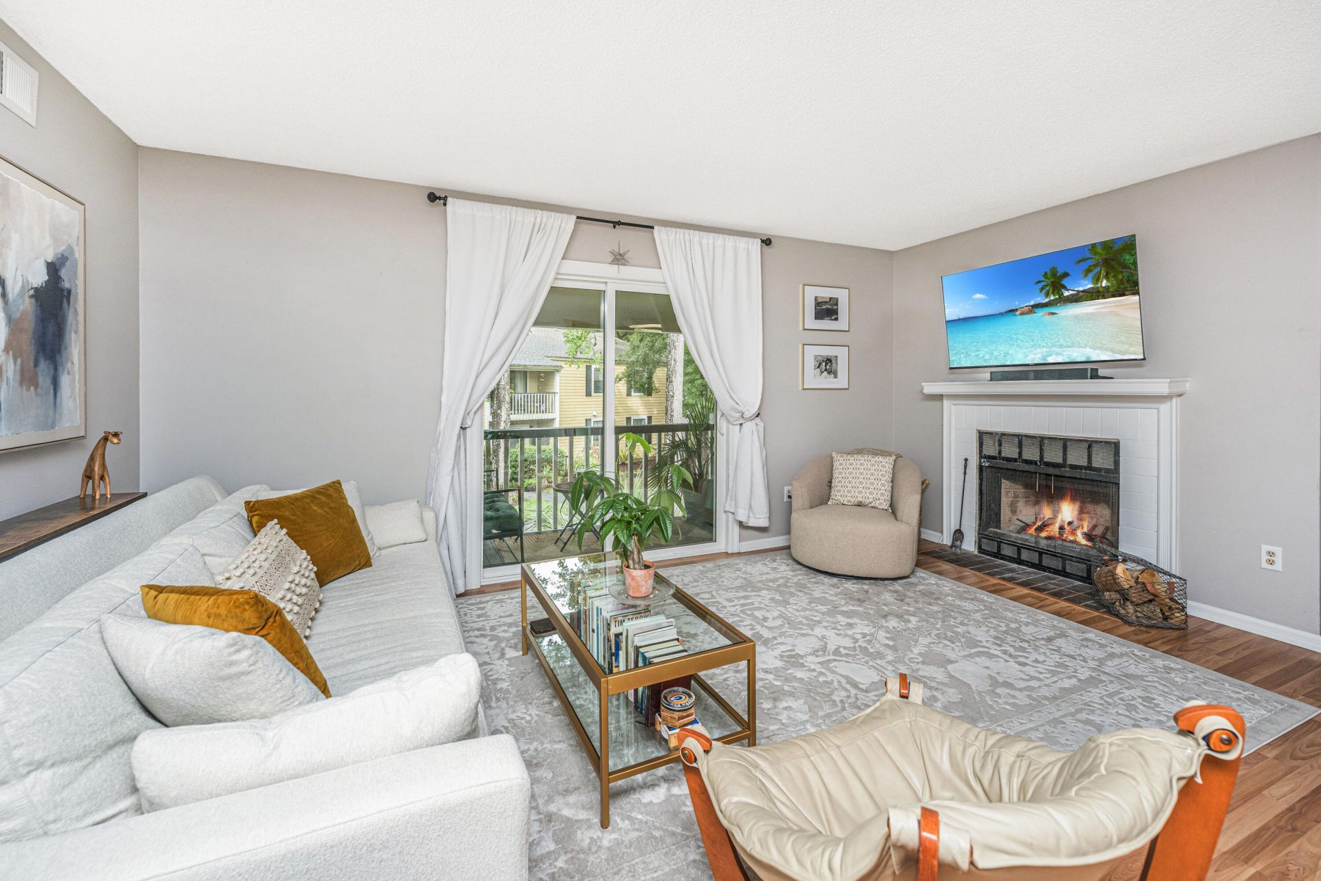 1054 Anna Knapp Boulevard Photo 4