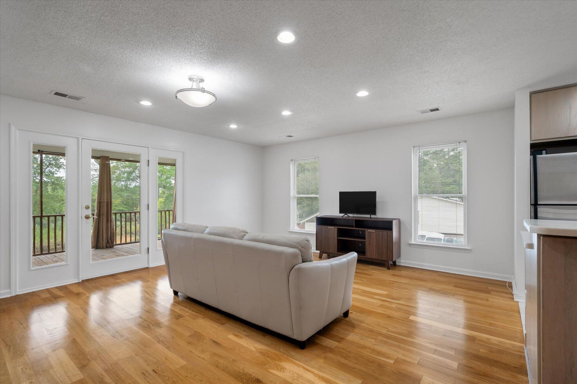 5271 Prices Bridge Lane Photo 12