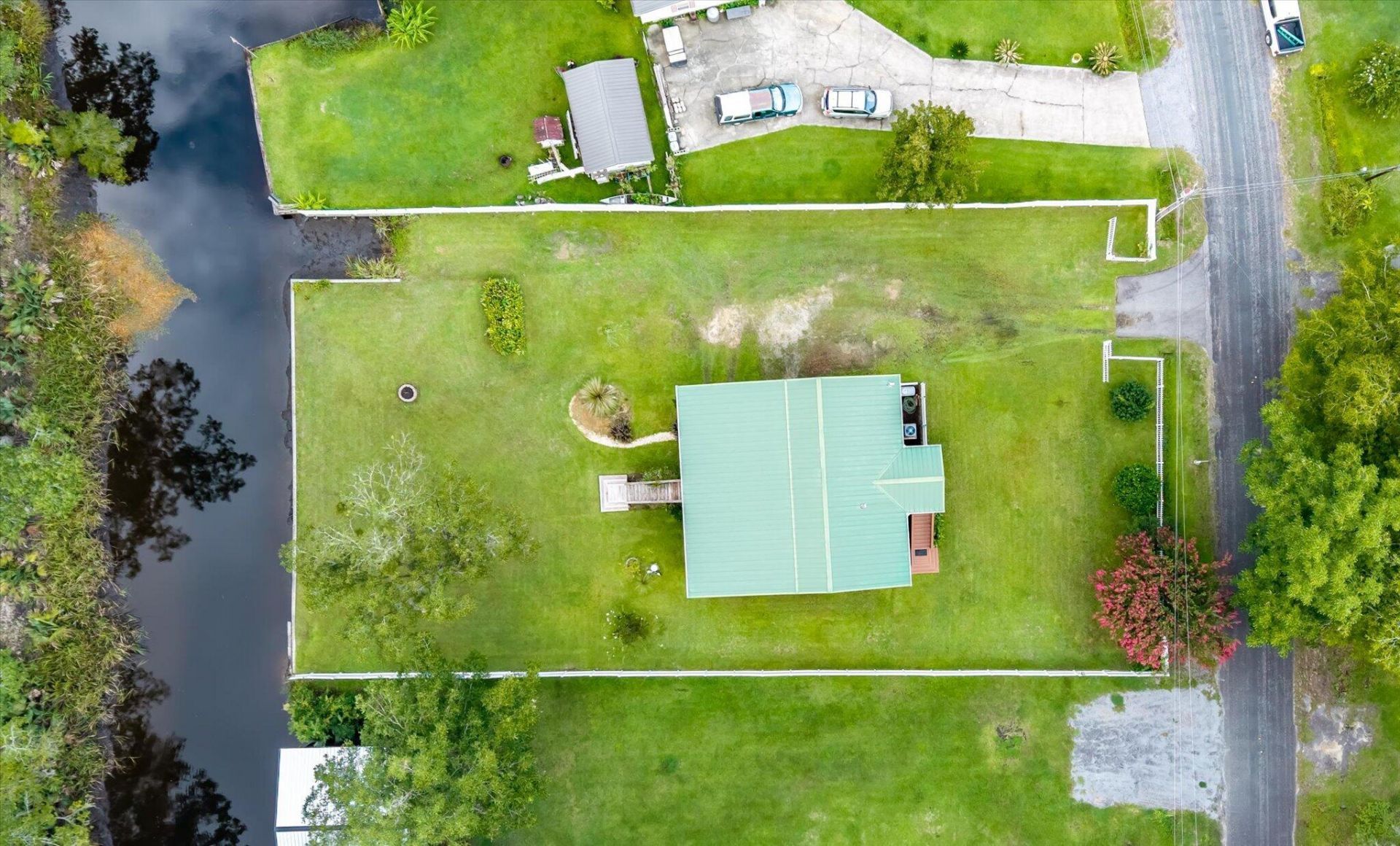 5271 Prices Bridge Lane Photo 38