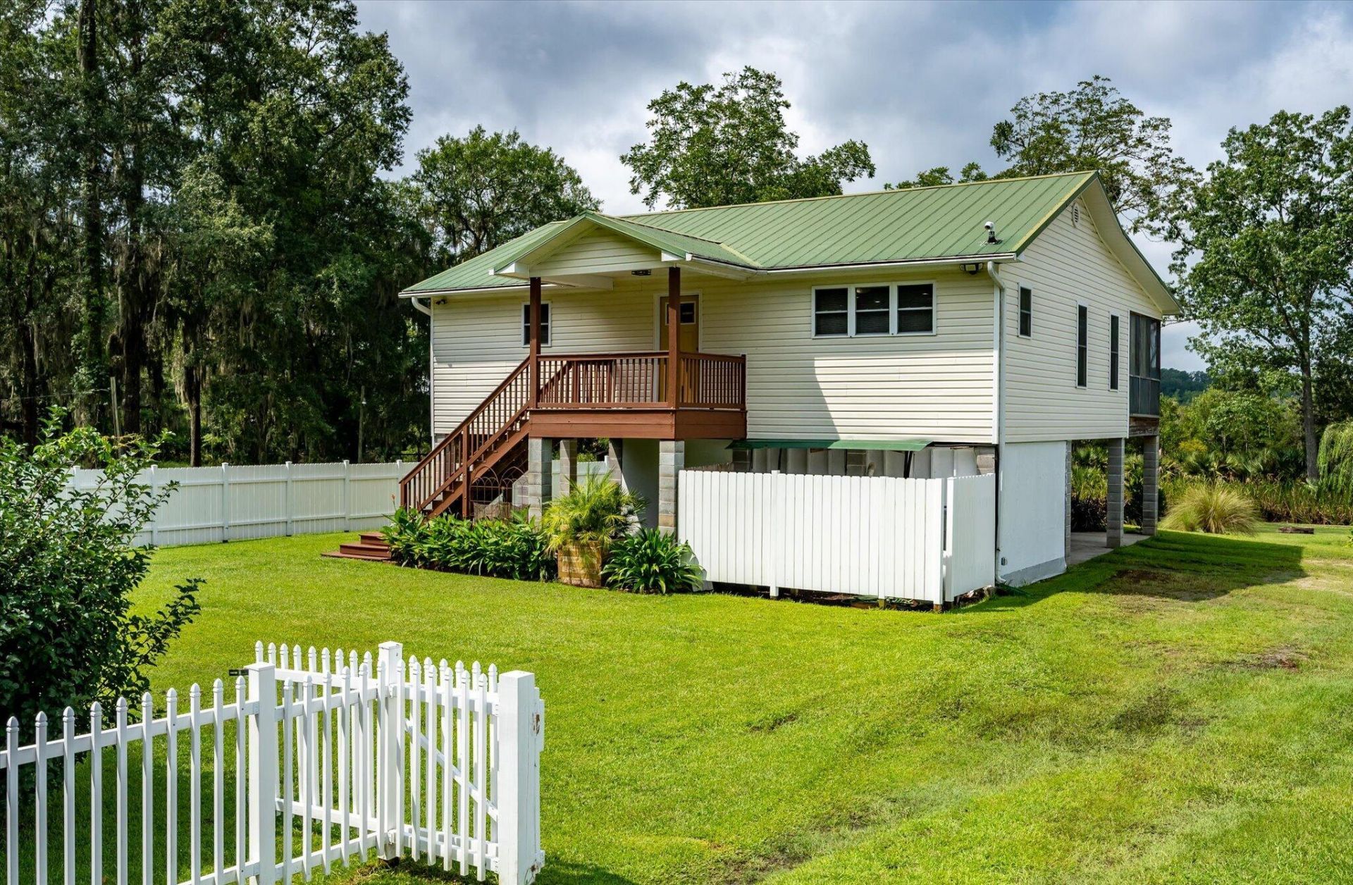 5271 Prices Bridge Lane Photo 5