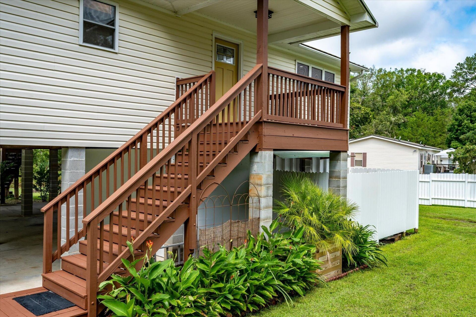 5271 Prices Bridge Lane Photo 6