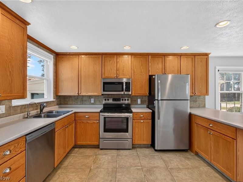 327 32nd Street NW, Canton, OH 44709 Photo 5