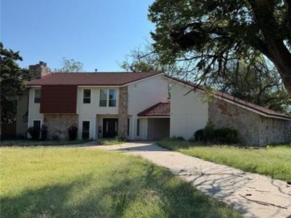 11124 Blue Stem Drive, Oklahoma City, OK 73162