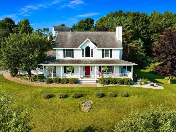 909 Black Hill Lane, Traverse City, MI 49696