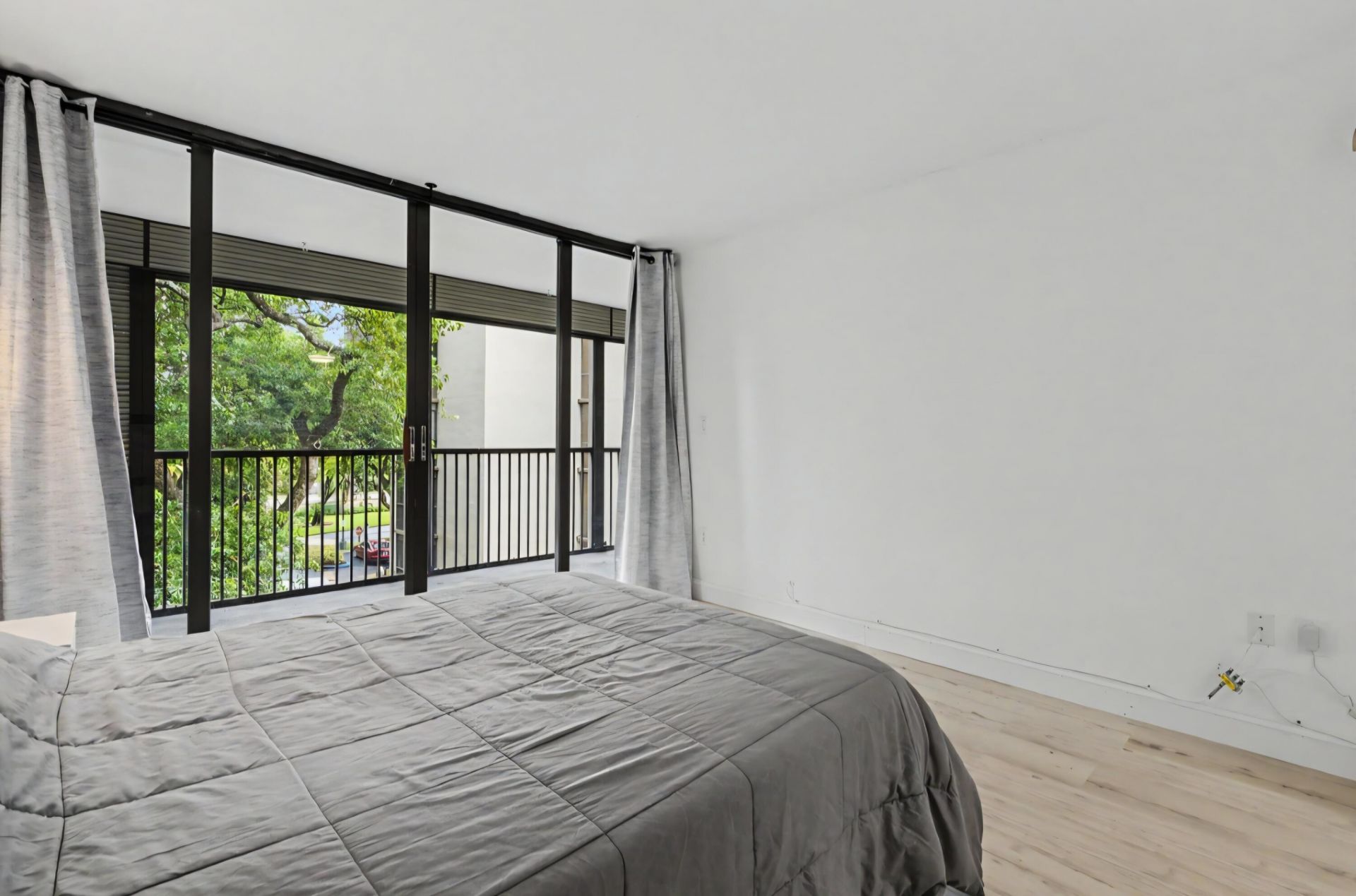 2800 N 46th Avenue, Unit A404, Hollywood, FL 33021 Photo