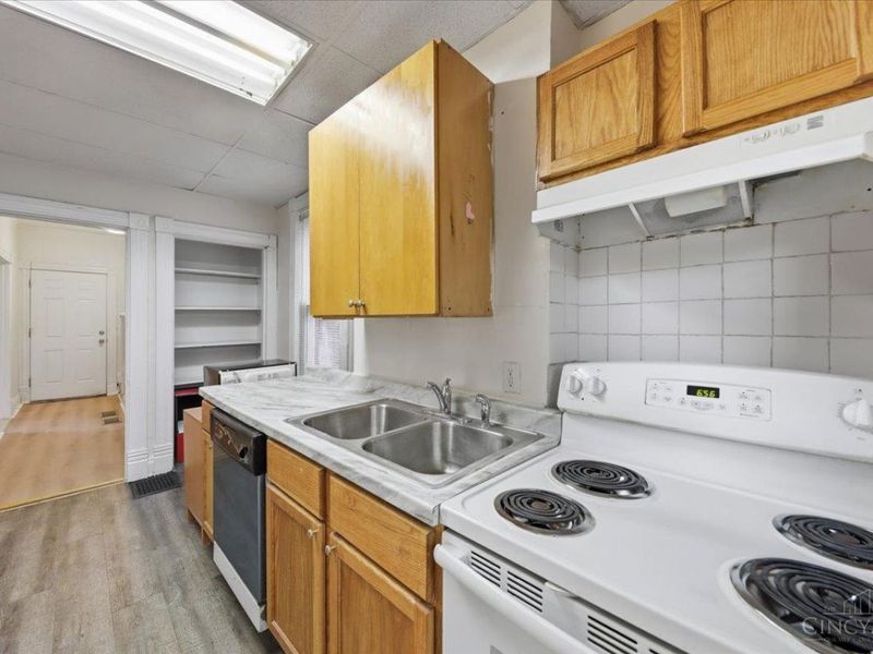 2320 Victor Street, Cincinnati, OH 45219 Photo 13