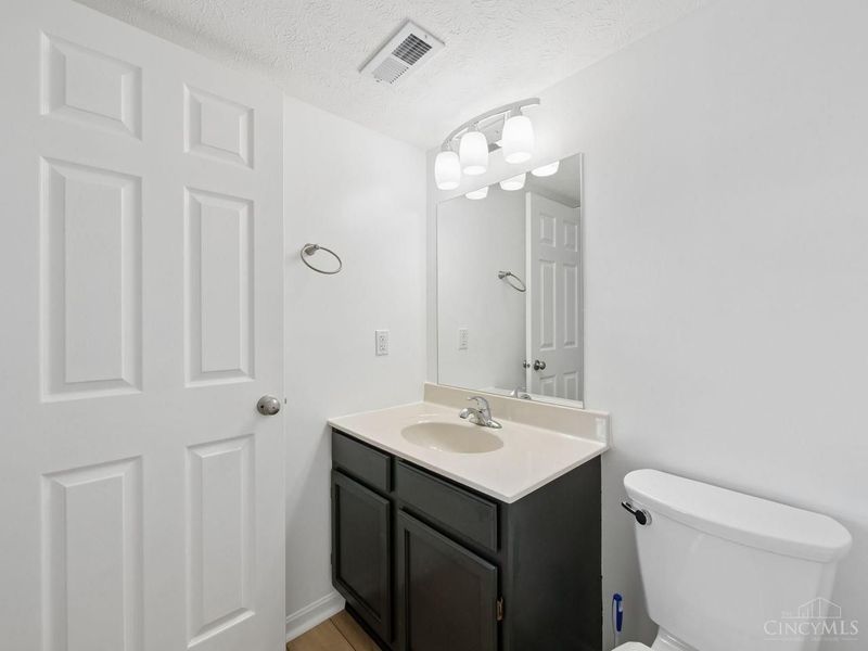 1572 Gelhot Drive, Unit 121, Fairfield, OH 45014 Photo 9