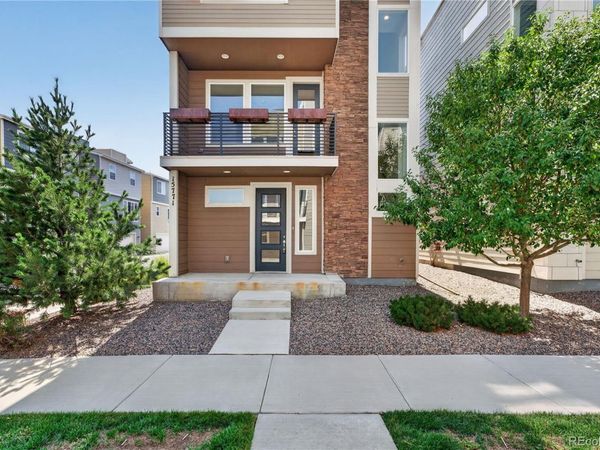 15771 E Broncos Place, Englewood, CO 80112