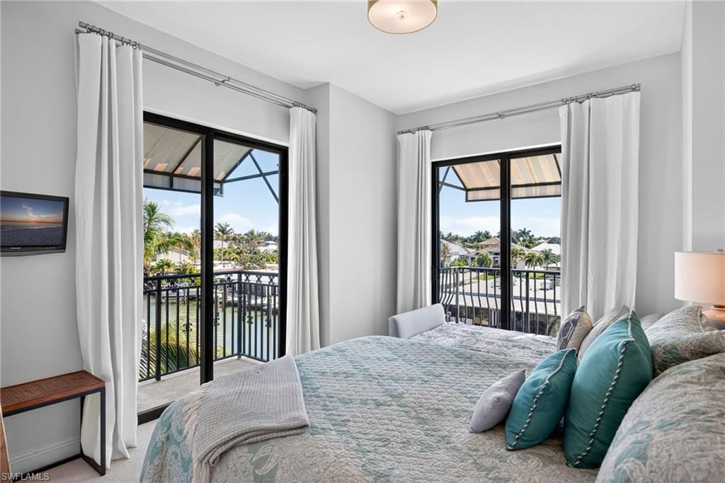 1540 5th Ave S, Unit D305, Naples, FL 34102 Photo