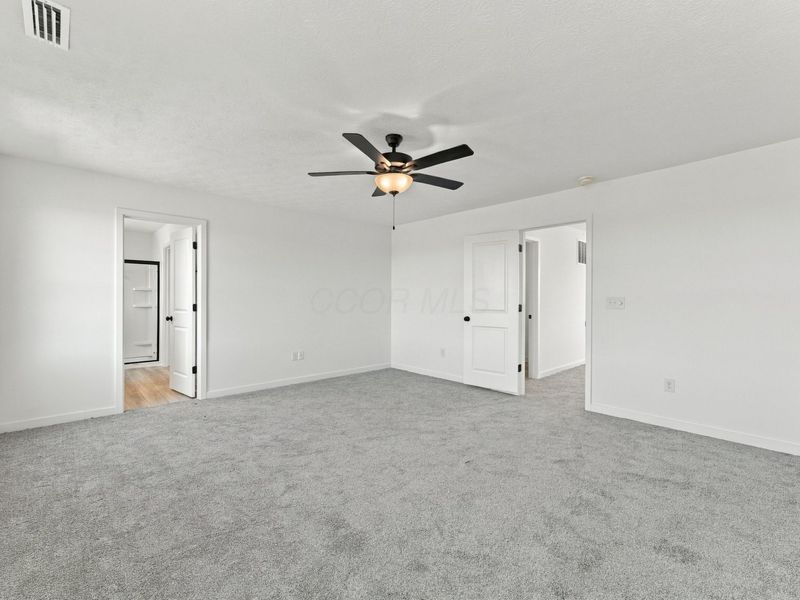 1011 Dawsons Drive, Hebron, OH 43025 Photo 36