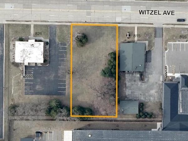 817 WITZEL AVENUE, Oshkosh, WI 54902