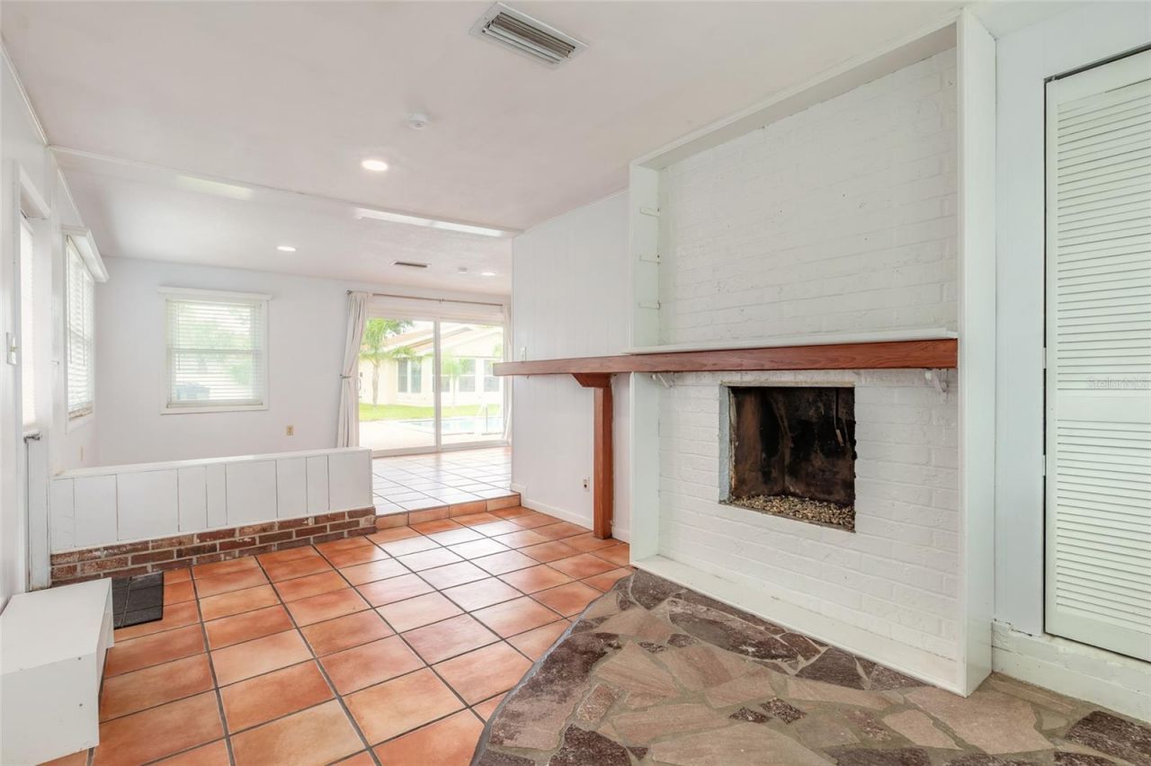 808 E 16th Avenue, New Smyrna Beach, FL 32169 Photo