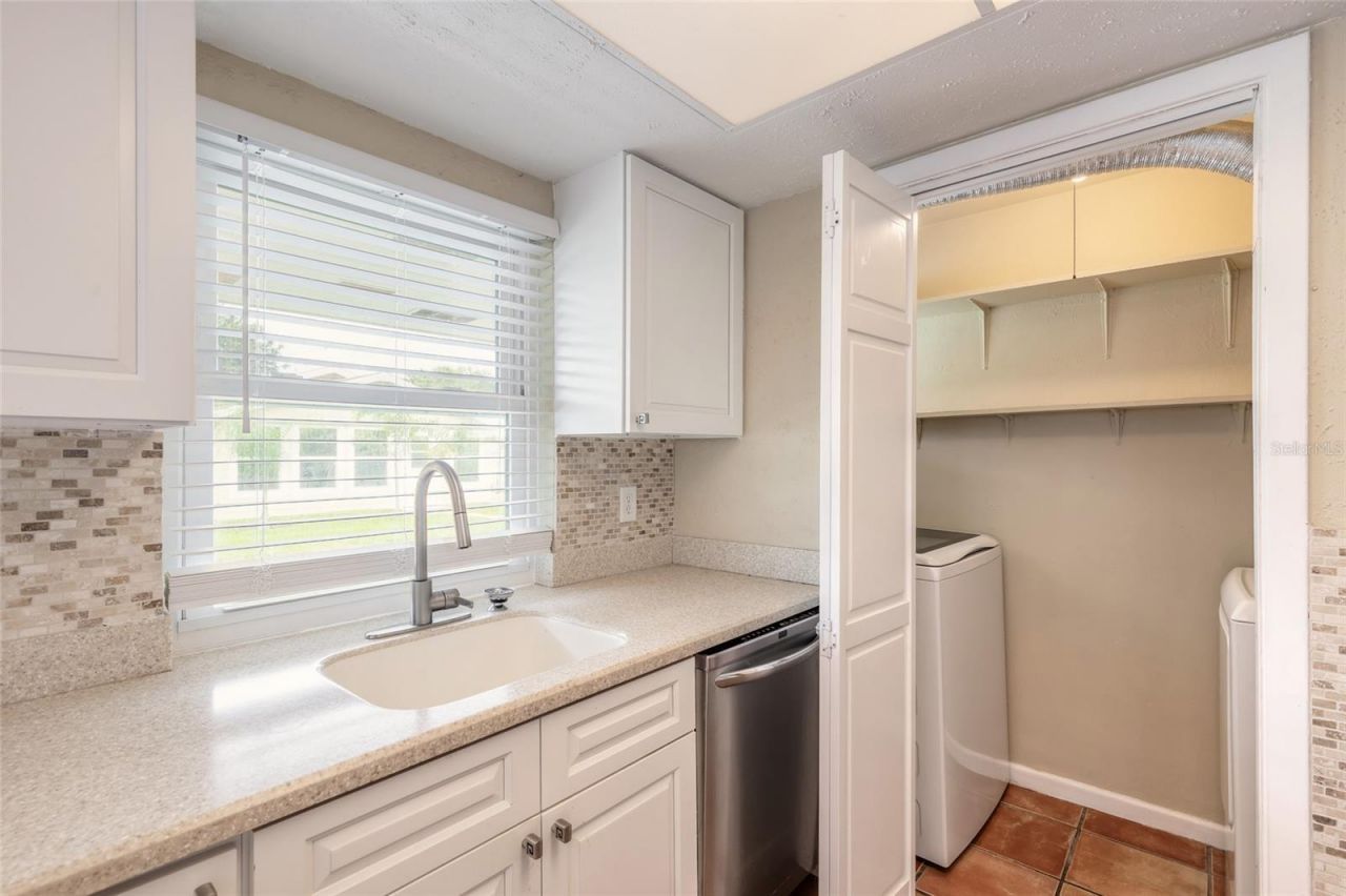 808 E 16th Avenue, New Smyrna Beach, FL 32169 Photo