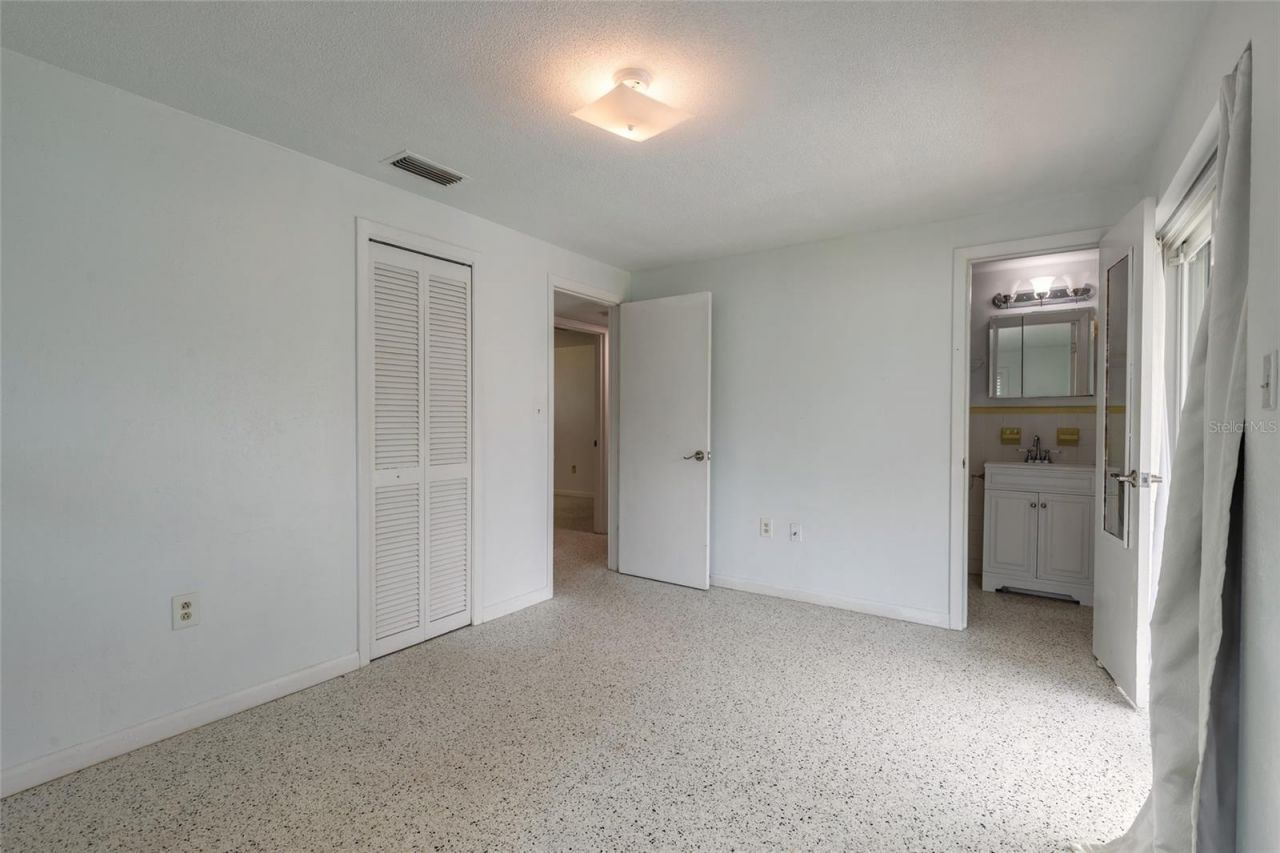 808 E 16th Avenue, New Smyrna Beach, FL 32169 Photo