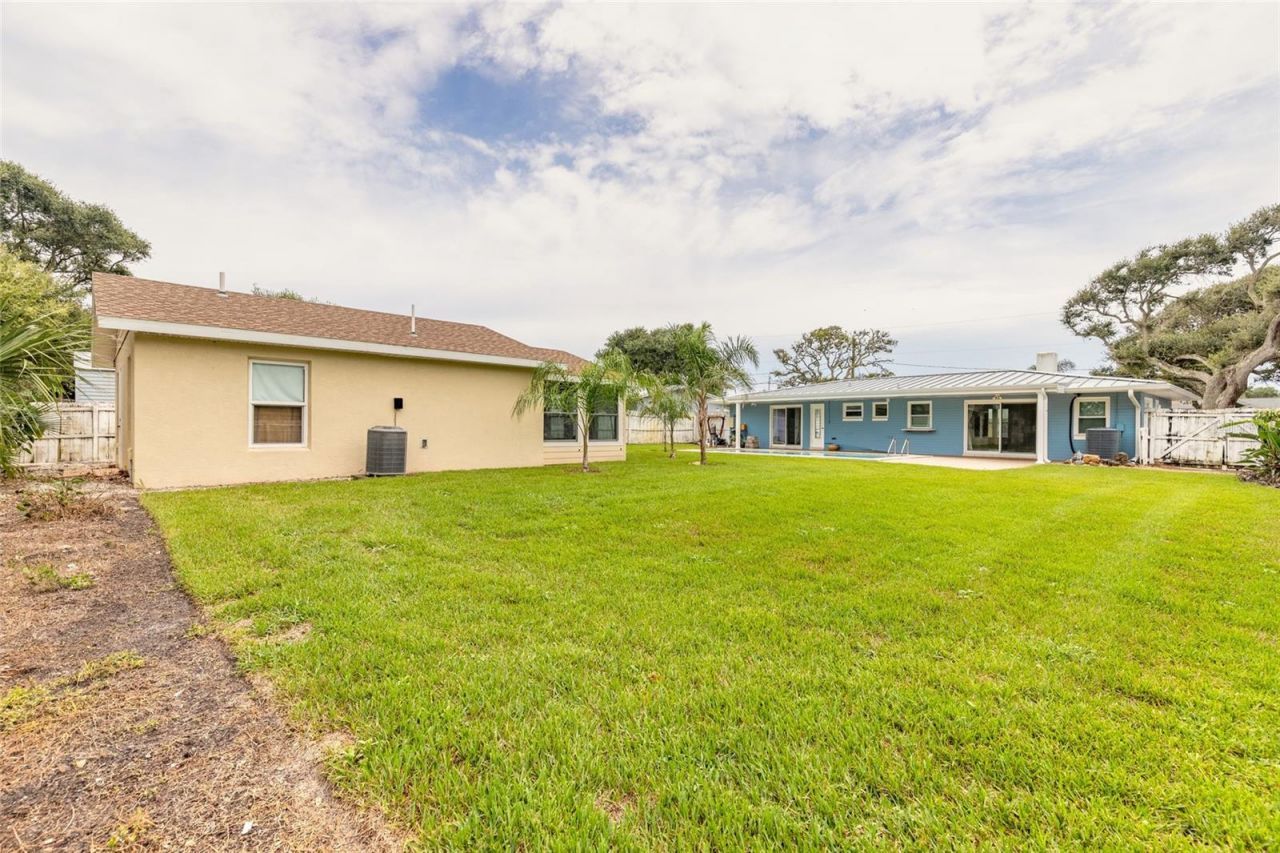808 E 16th Avenue, New Smyrna Beach, FL 32169 Photo