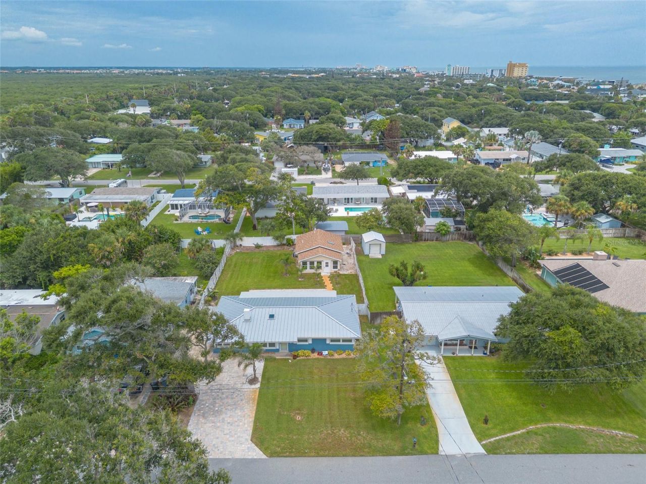 808 E 16th Avenue, New Smyrna Beach, FL 32169 Photo