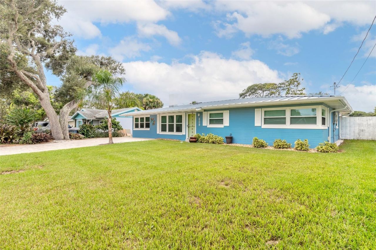 808 E 16th Avenue, New Smyrna Beach, FL 32169 Photo