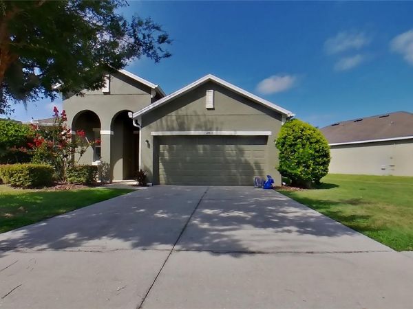 2416 SABASTIAN STREET , MOUNT DORA, FL 32757