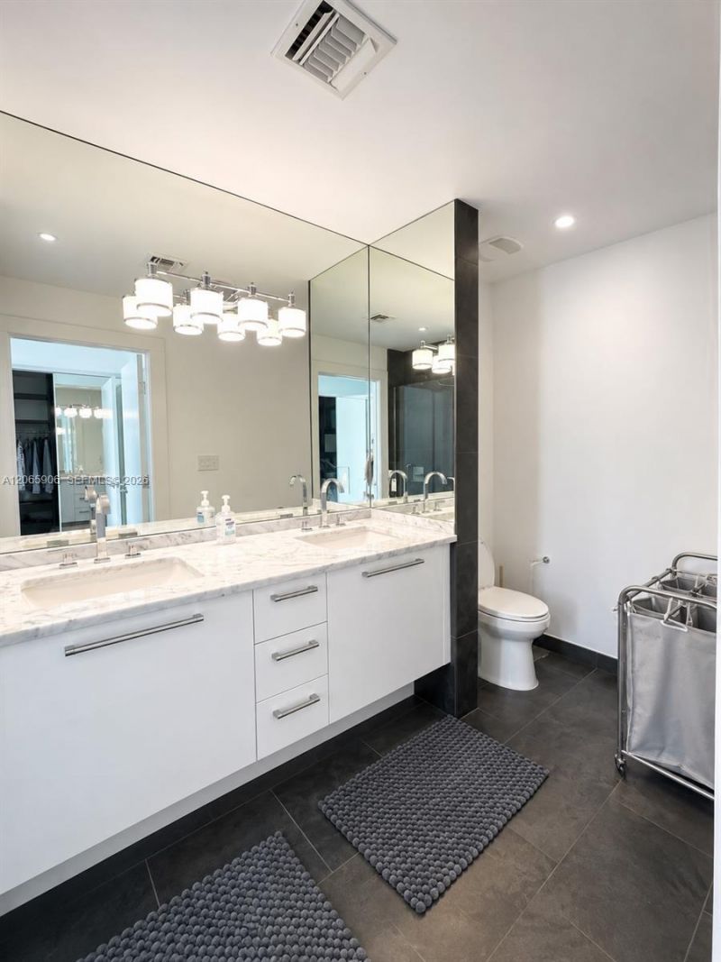 900 Biscayne Blvd , Unit 4410, Miami, FL 33132 Photo