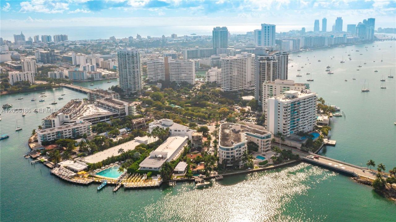 5 Island Avenue , Unit 15A, Miami Beach, FL 33139 Photo