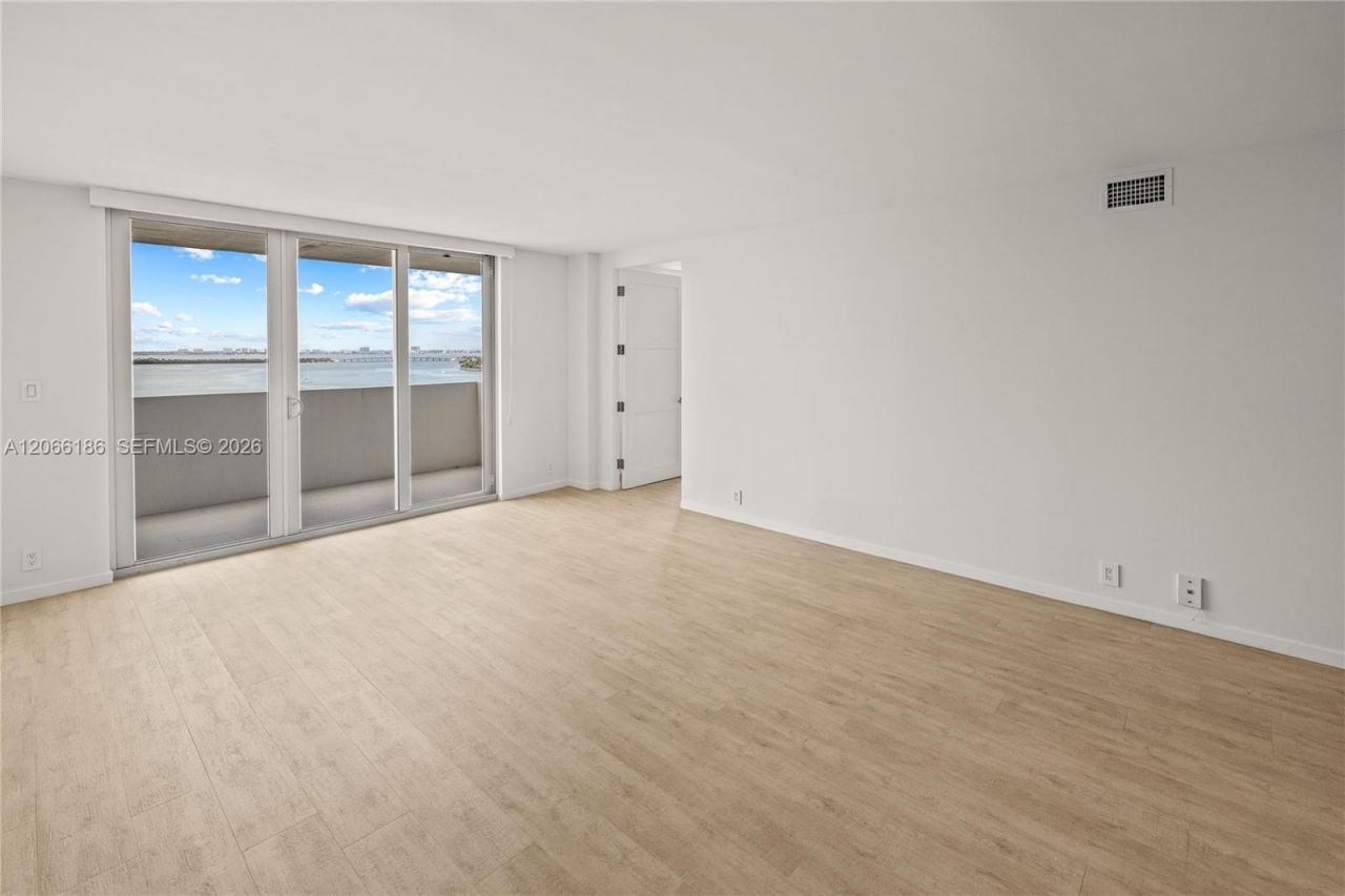 5 Island Avenue , Unit 15A, Miami Beach, FL 33139 Photo