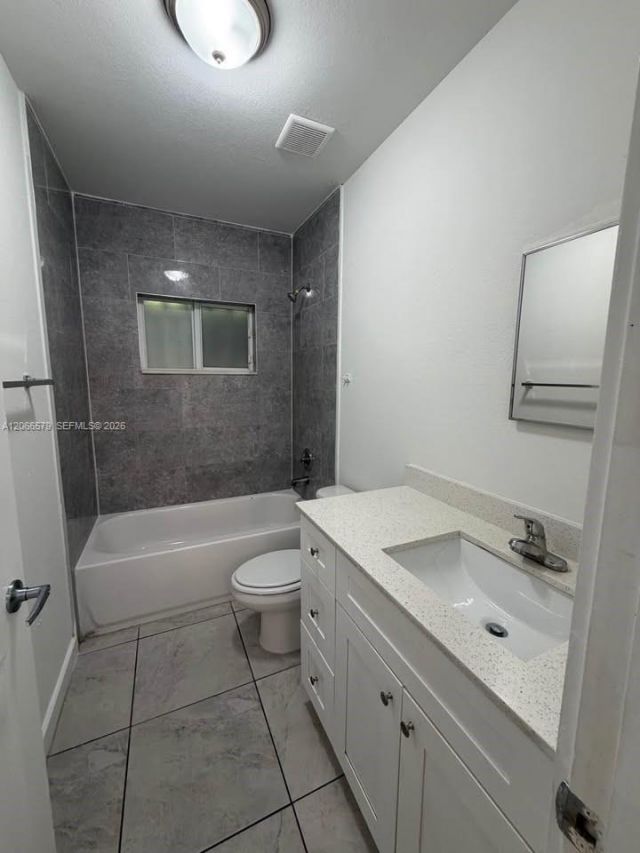 2635 NW 24th Ave , Miami, FL 33142 Photo