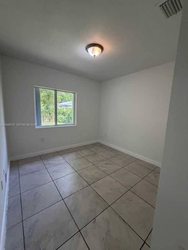 2635 NW 24th Ave , Miami, FL 33142 Photo
