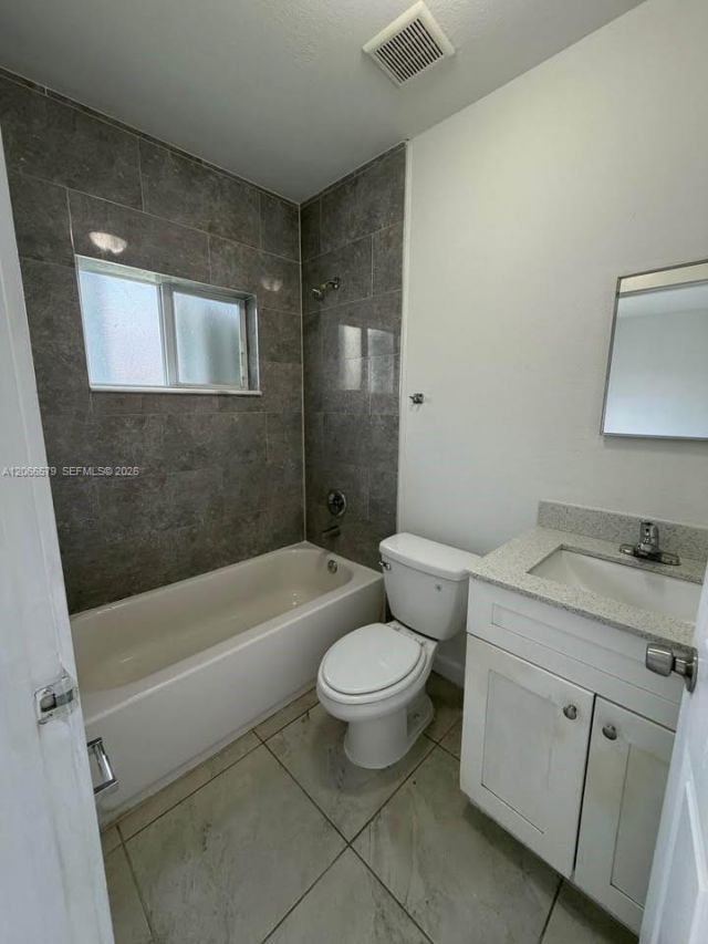 2635 NW 24th Ave , Miami, FL 33142 Photo